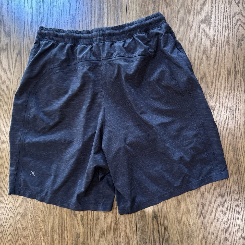 Lululemon Men's Pace Breaker Shorts Navy Blue Lined Gym Size M 17" Waist
