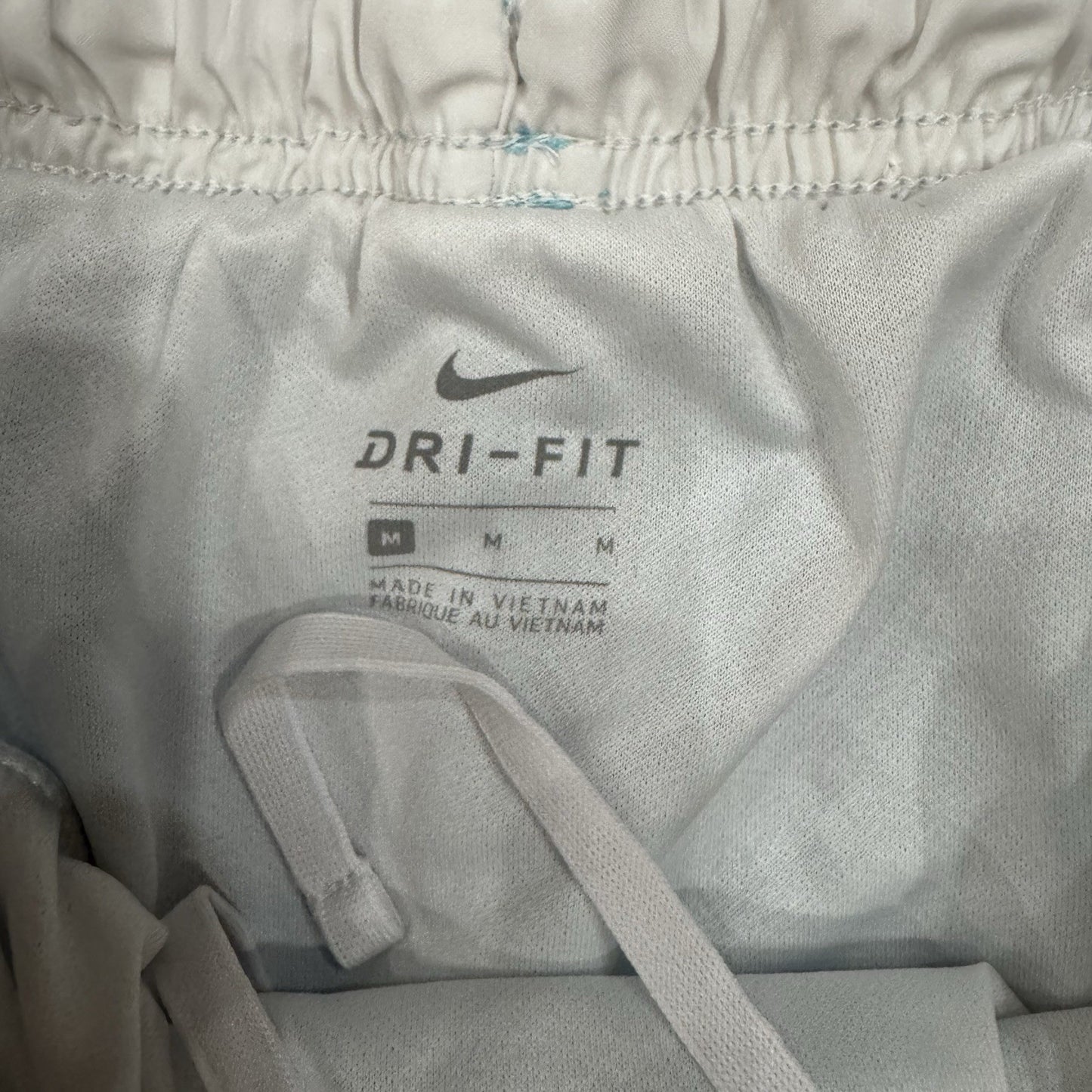 Nike Dri-Fit Tempo Running Shorts Women’s Medium Light Blue White Mesh
