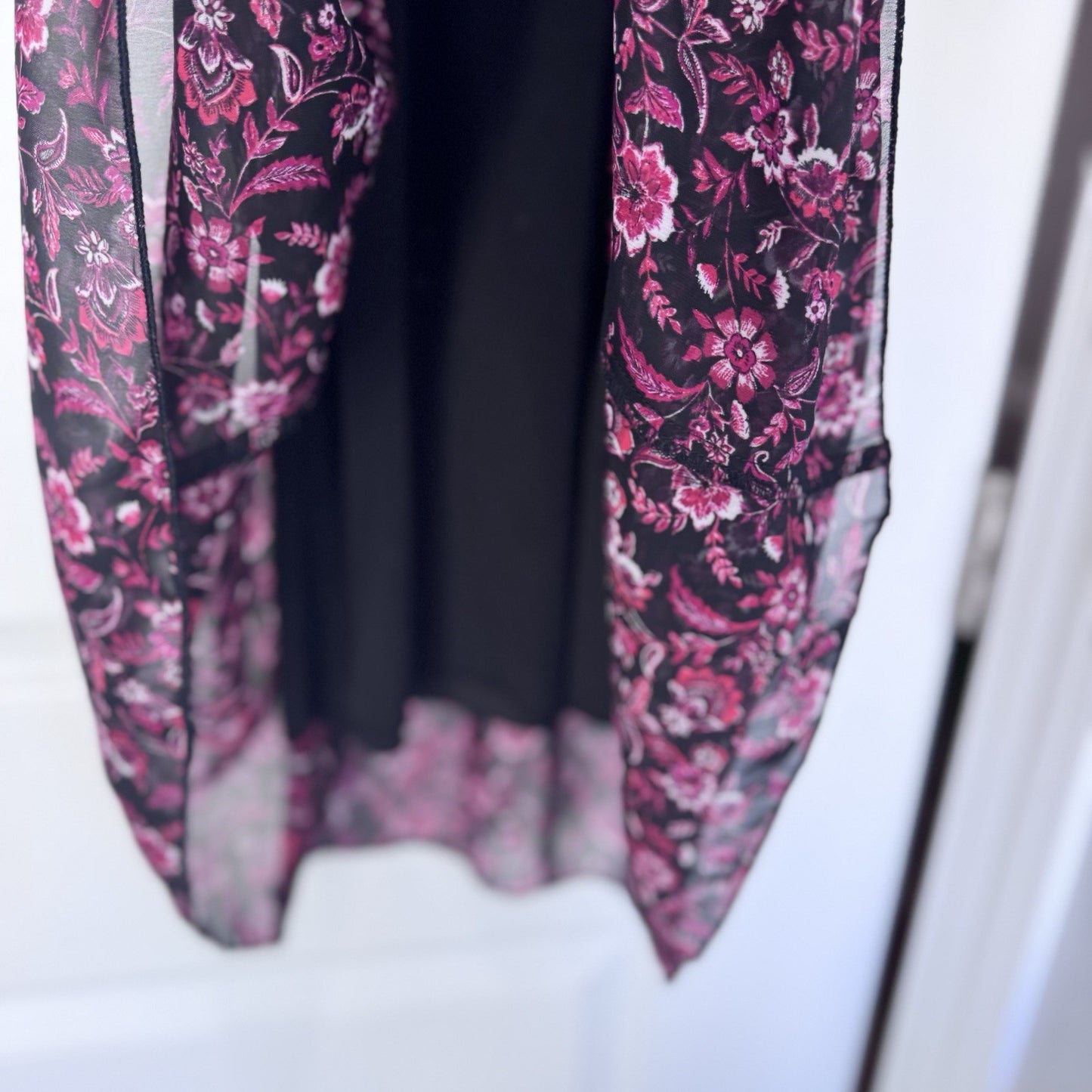 Kate and Lily Floral Midi Dress – Women’s Size 4 – Black & Pink – Long Sleeve