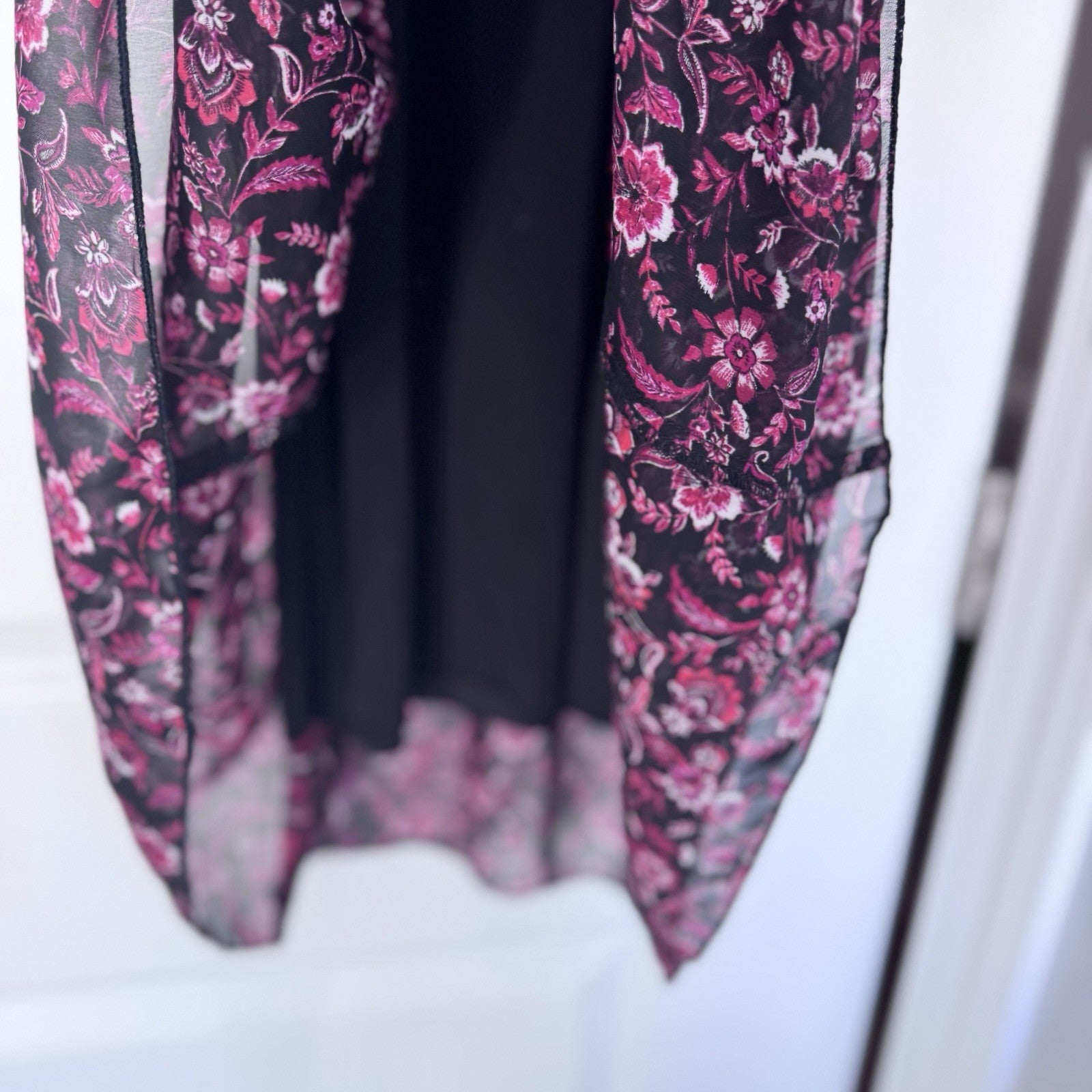 Kate and Lily Floral Midi Dress – Women’s Size 4 – Black & Pink – Long Sleeve