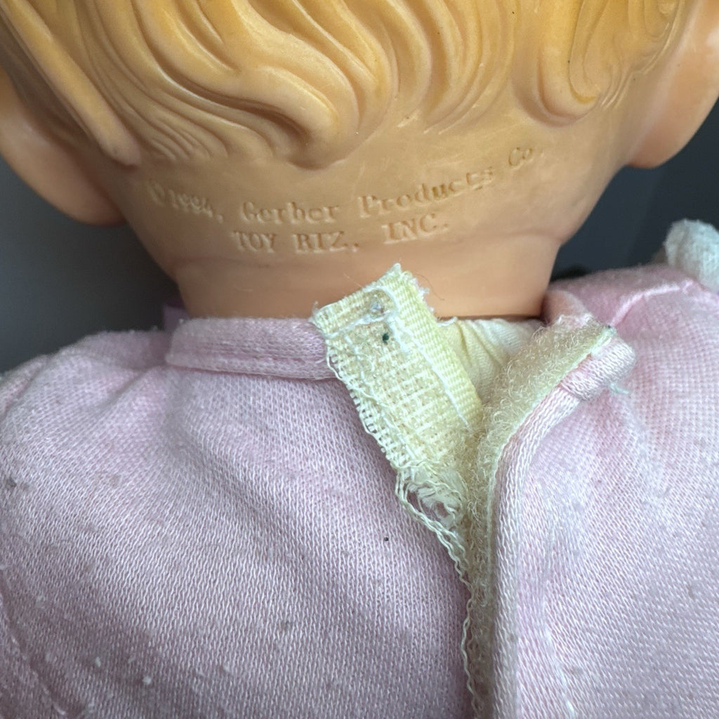 Vintage 1994 Gerber Toy Biz Baby Doll 15” Blonde Blue Eyes Teddy Bear Outfit VTG