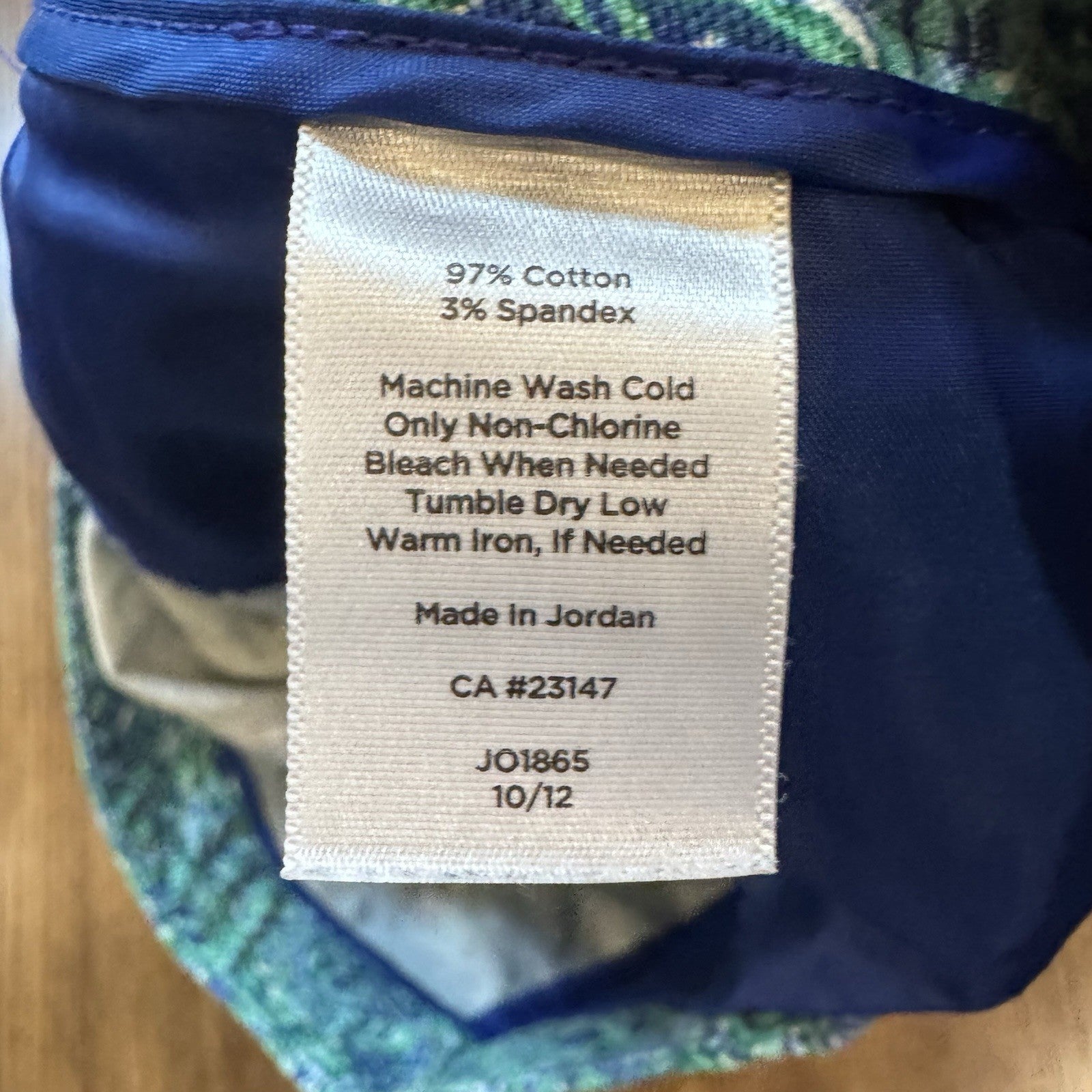 Talbots Petites Blue Green Printed Shorts Size 10P | Stretch Cotton