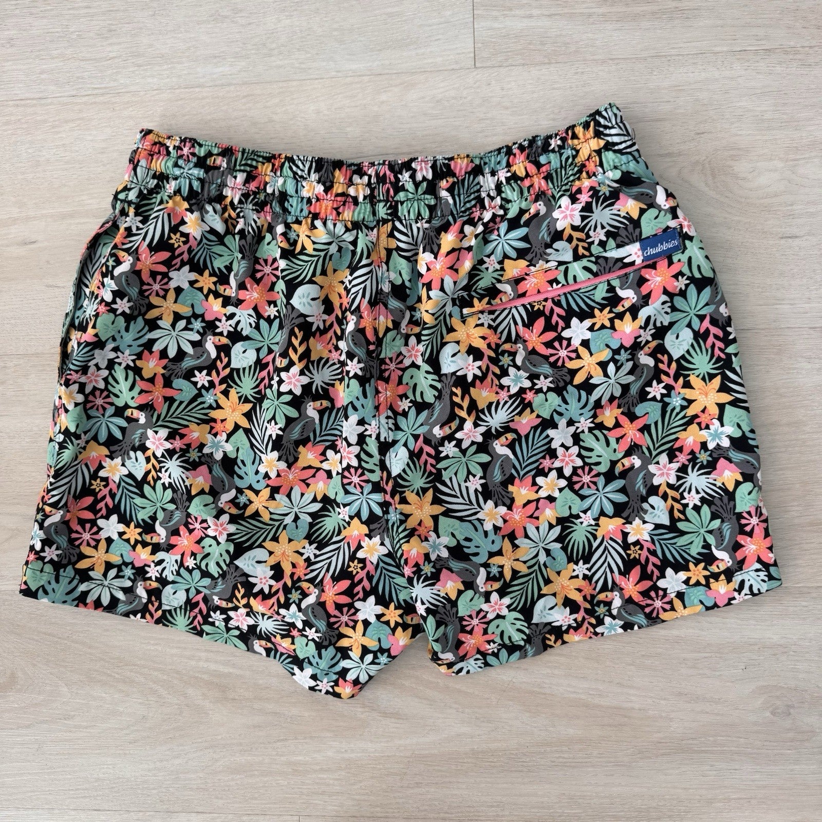 Chubbies Tropical Toucan Swim Trunks Shorts Mens Large Floral Beach