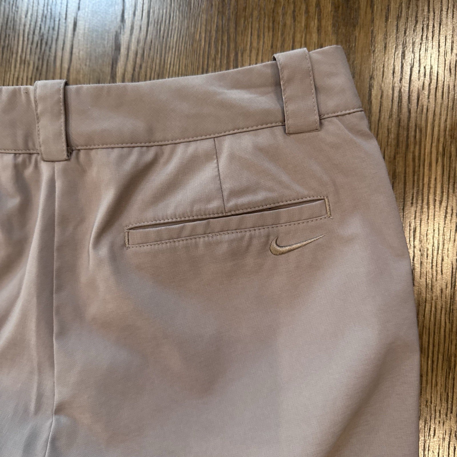 Nike Golf Dri-Fit Tour Performance Shorts Beige Size 4 Women’s Casual 