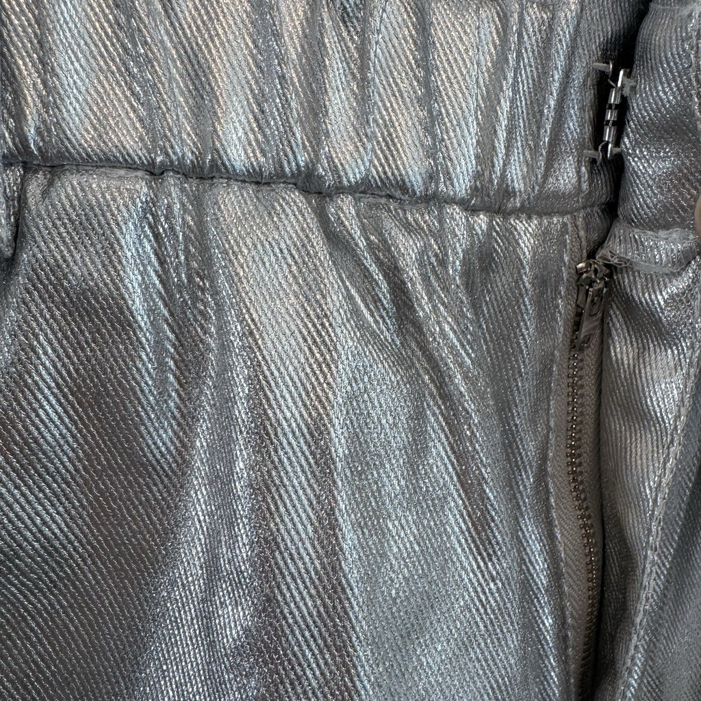 Silver Metallic Paperbag Shorts Women’s Medium Shiny Festival Y2K Trend