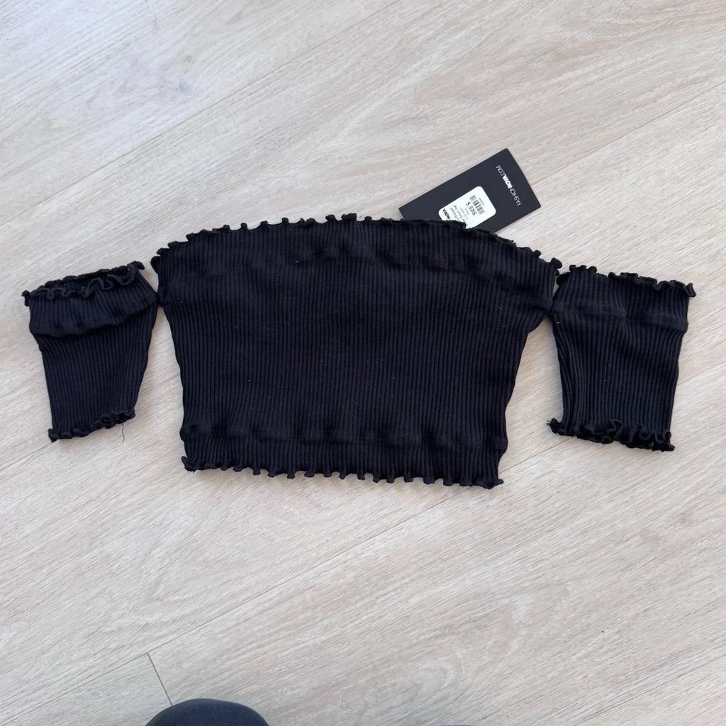NWT Fashion Nova Black Ribbed Cutout Top Size S Stretch Cropped Sleeve