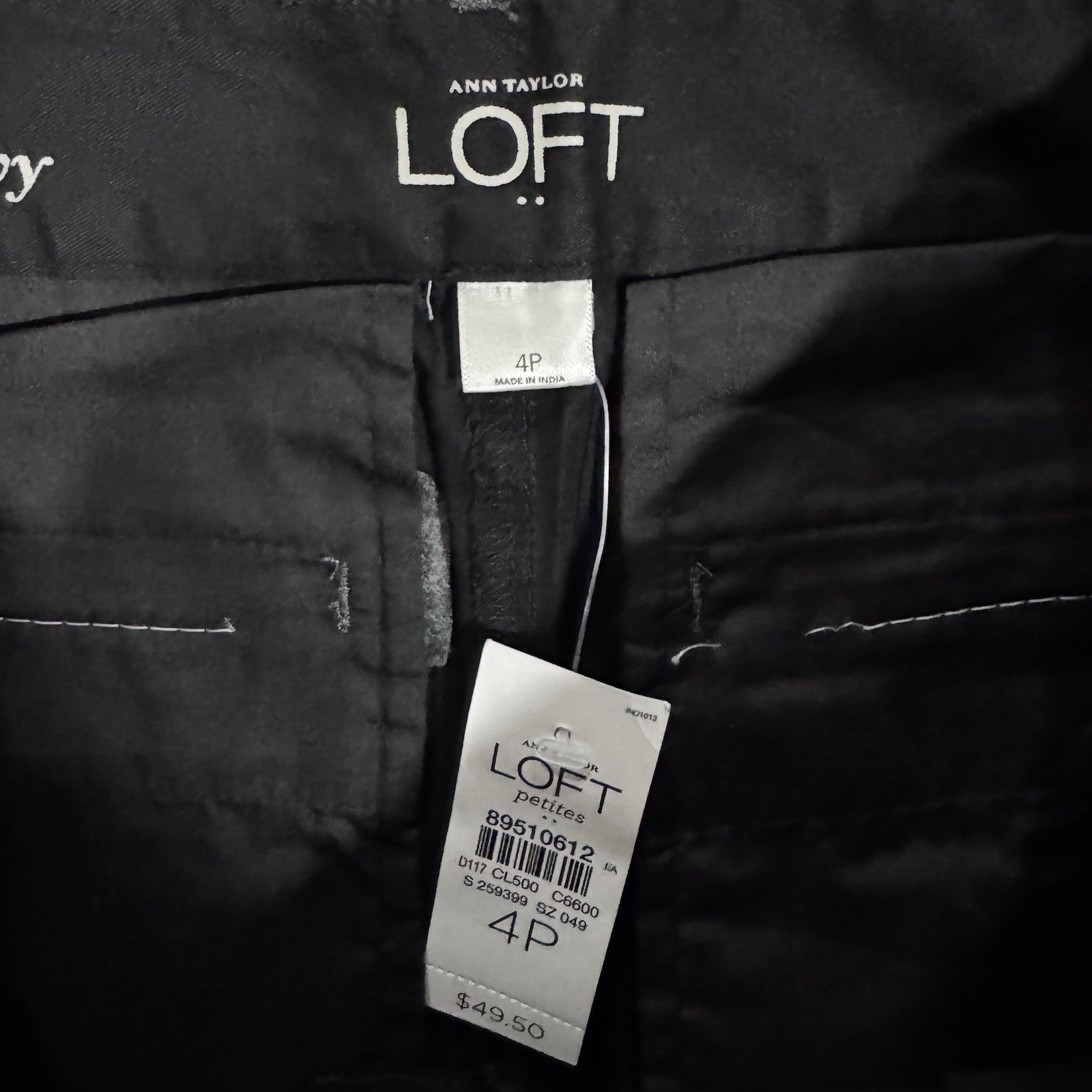 NWT Ann Taylor Loft Riviera Slim Ankle Womens Petite Size 4 4P Dress Pants Black