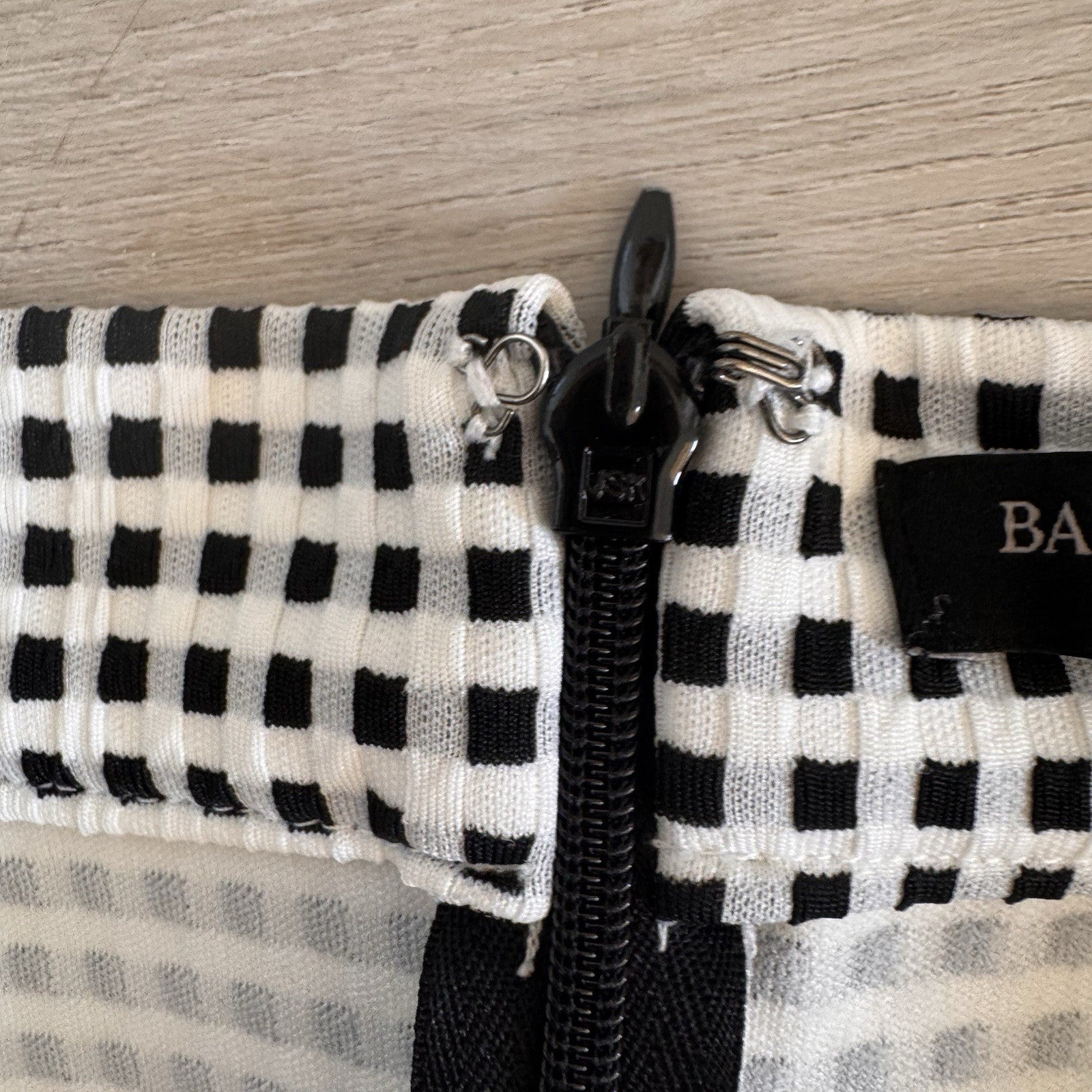 Banana Republic Gingham Flounce Skirt 10 Tall Black White