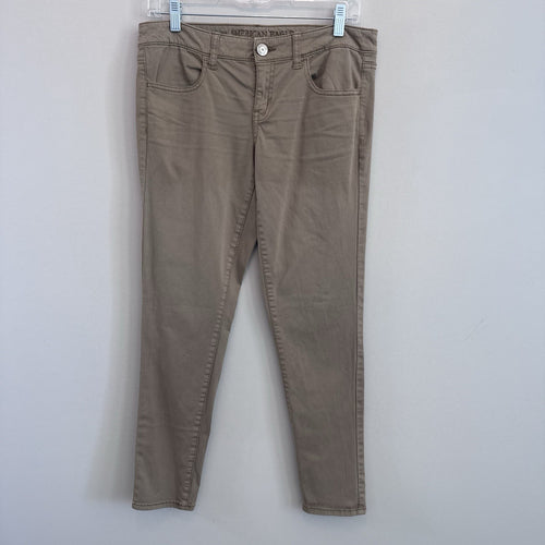 American Eagle Stretch Khaki Pants Women’s Size 8 Short Tan Skinny Casual