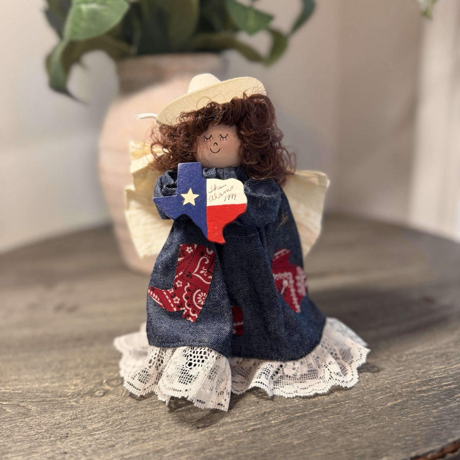 Vintage 1999 Sugar's Treasure Chest Texas Spool Angel The Alamo Denim Cowgirl 7"
