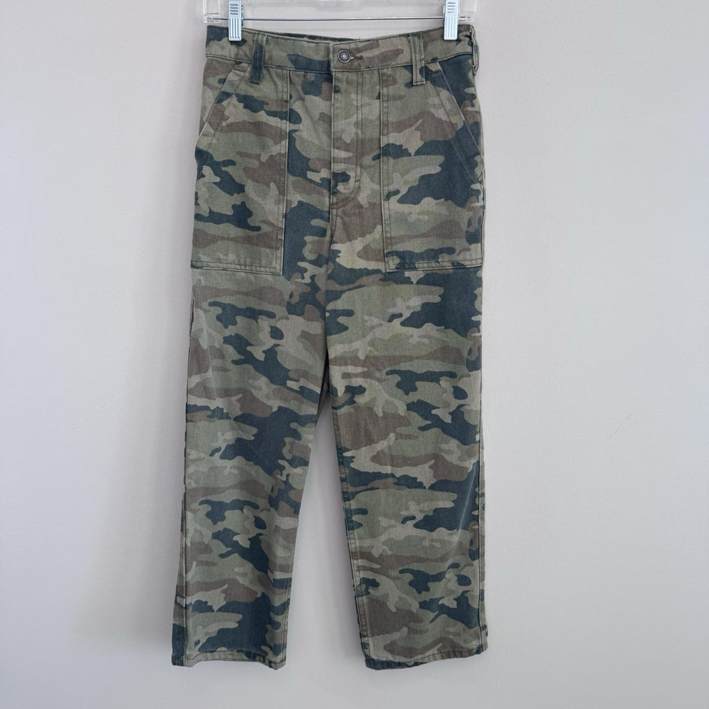 We The Free Remy Twenty Six Camo Utility Pants Womens Cropped Army Green 26