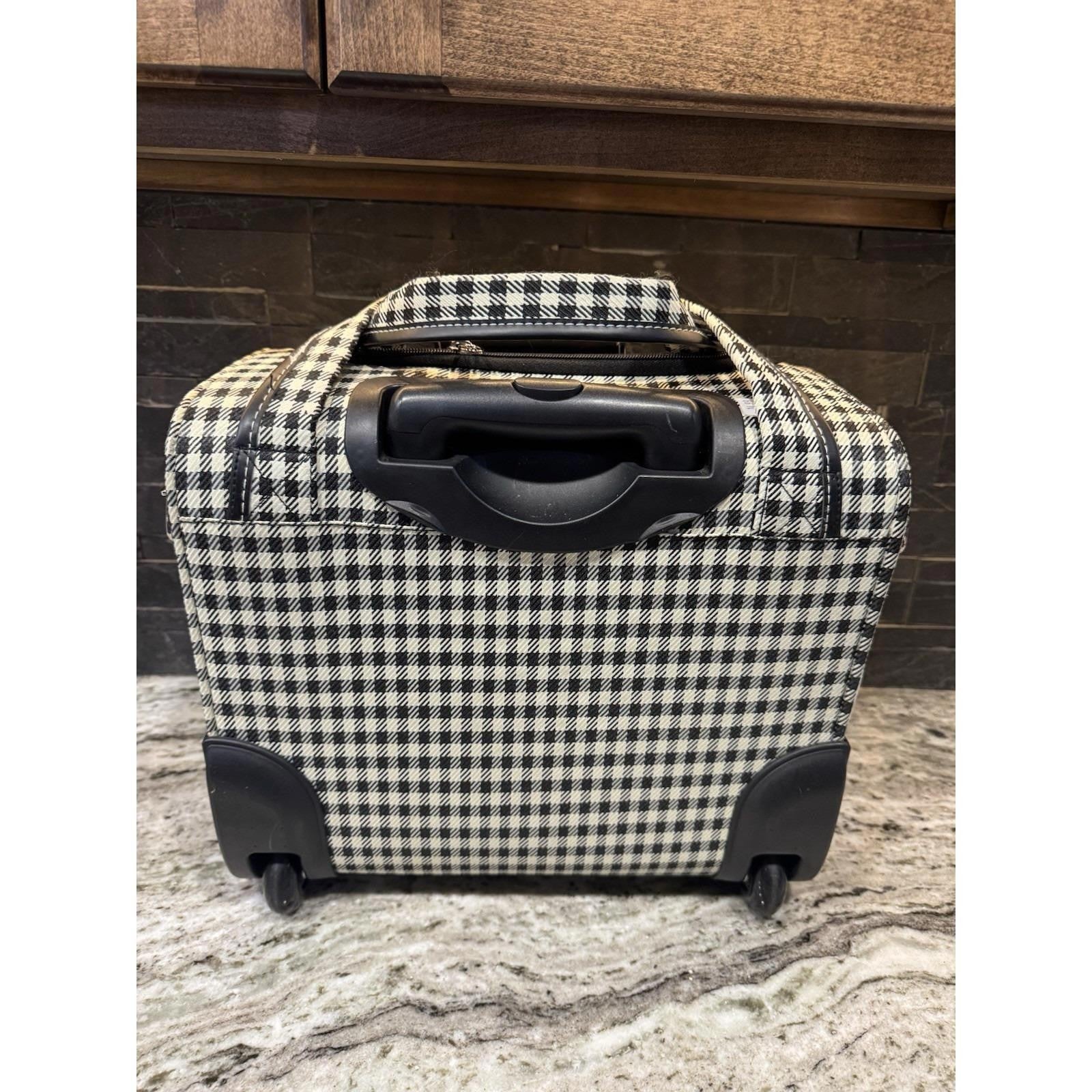 London Fog Under Seat Bag 15 In Sheffield 2 Wheels Carry- Retails 160 plaid
