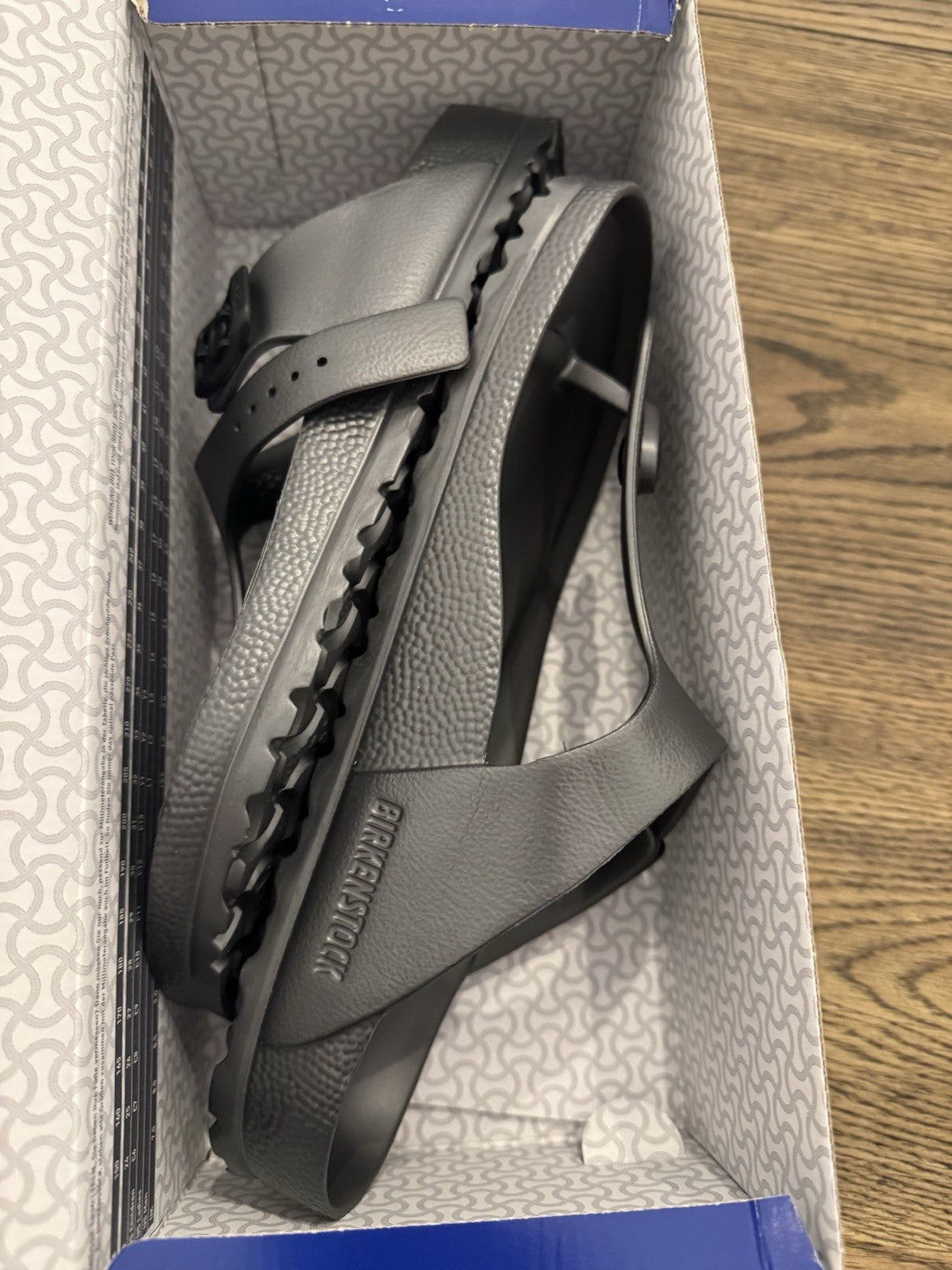 Birkenstock Unisex Dark Gray-Thong Sandals Size 40- Sz 9 Brand New W Box