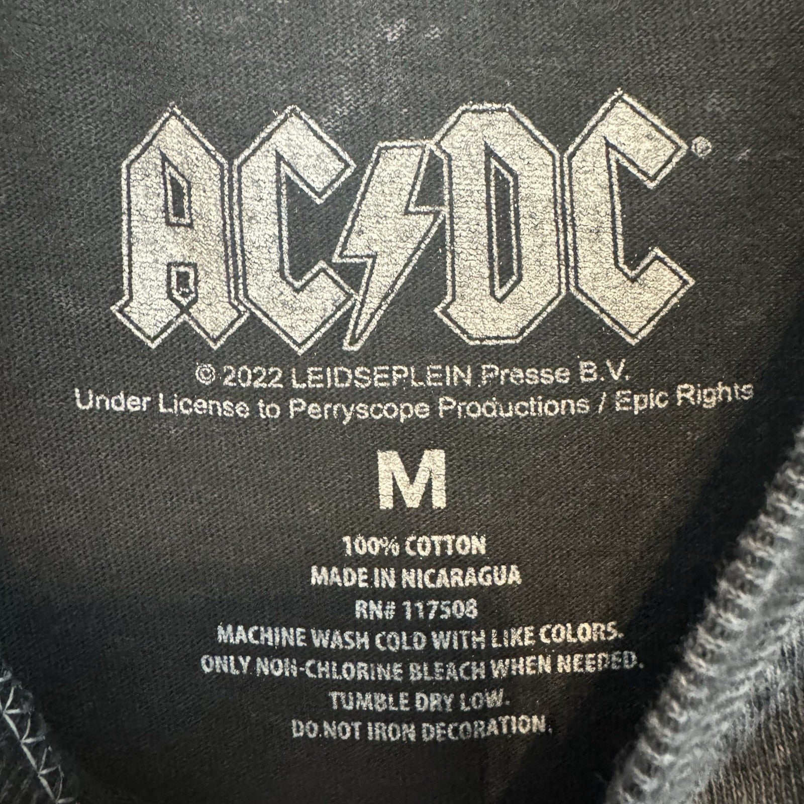 AC/DC Highway To Hell Women’s Medium Acid Wash Band T-Shirt Rock Tee Vintage