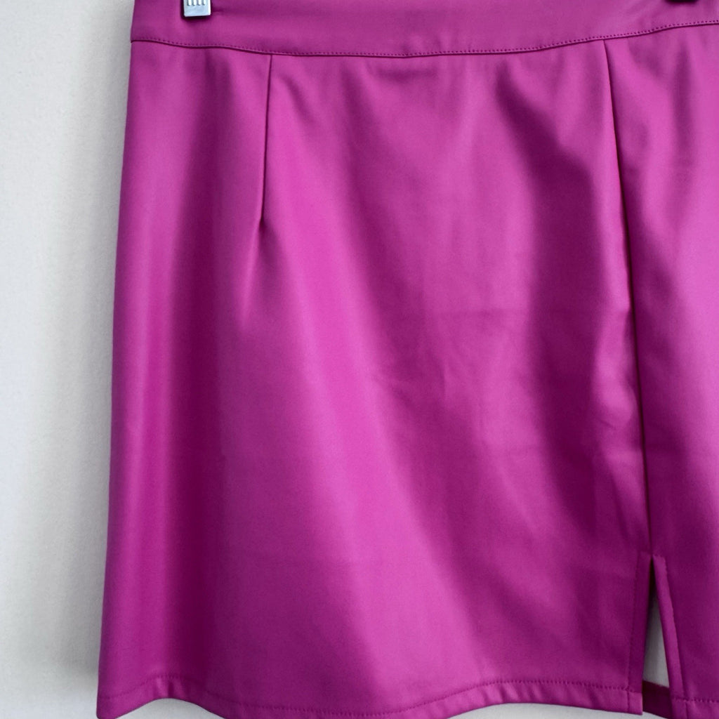Entro NWT Women’s Pink Faux Leather Mini Skirt L Slit Back Zip Statement