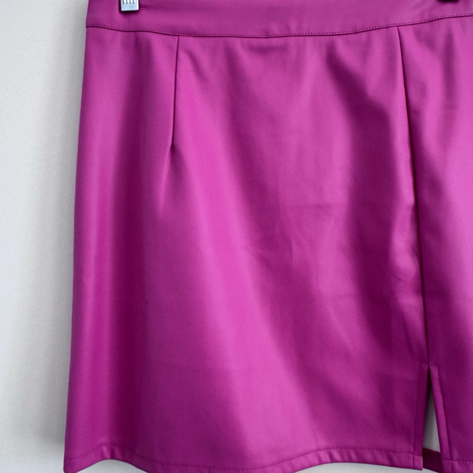 Entro NWT Women’s Pink Faux Leather Mini Skirt L Slit Back Zip Statement