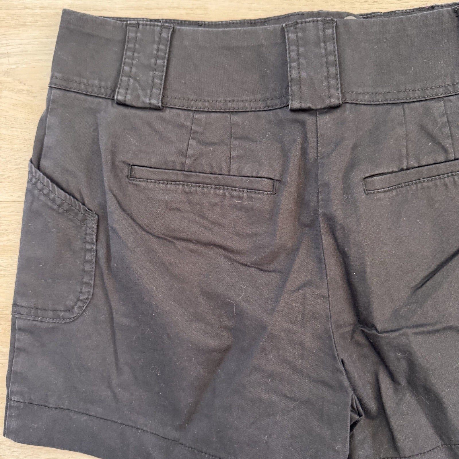 White House Black Market 4” Shorts Sz 2 Black Tailored Women’s