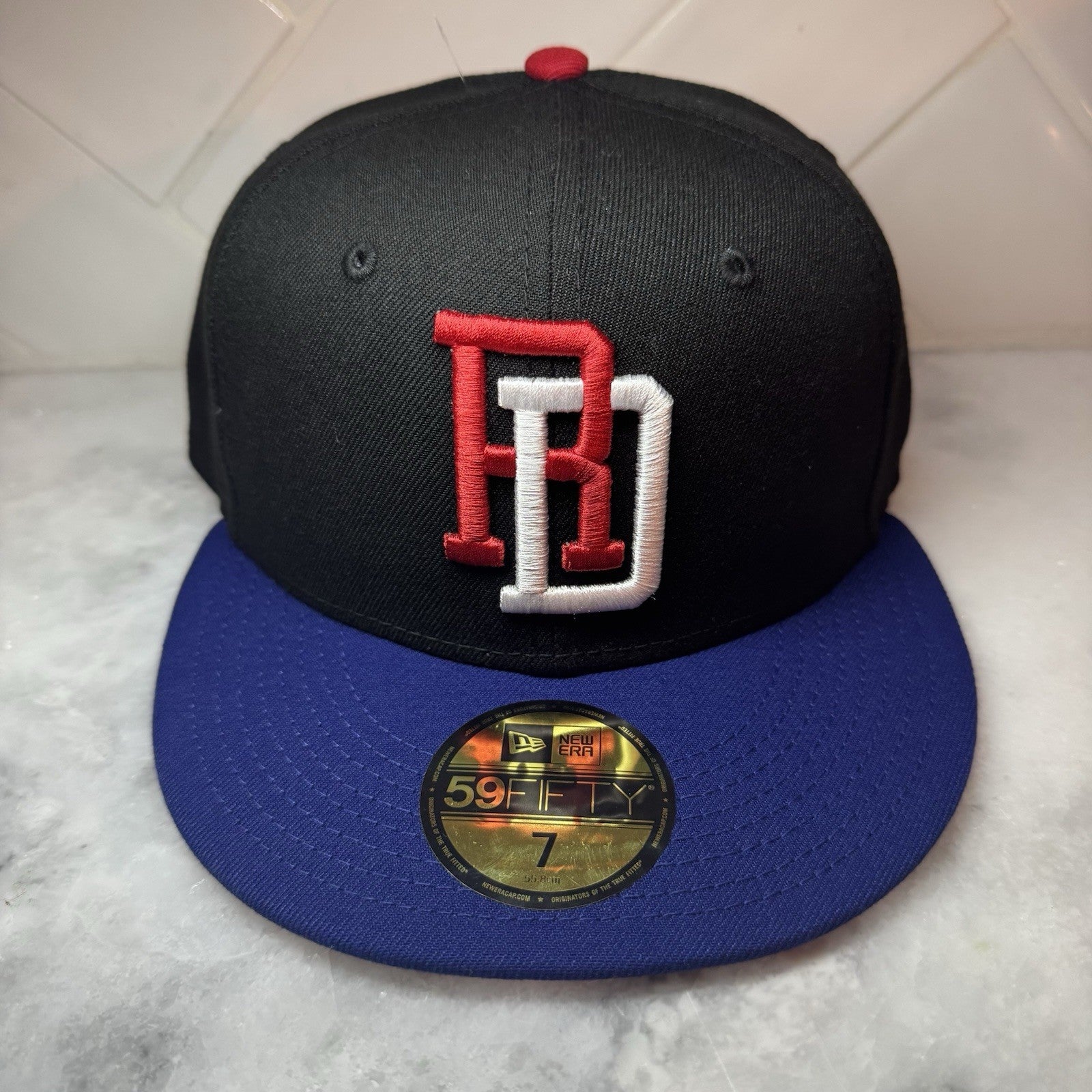 New Era 59FIFTY Dominican Republic RD Hat Black Blue Red Fitted Size 7 Cap WBC