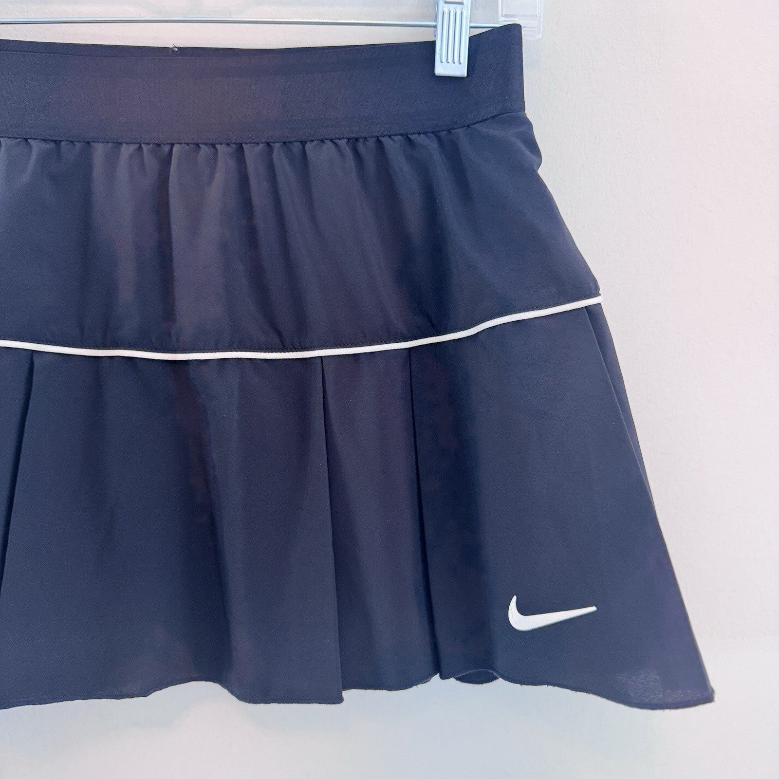 Nike Dri-FIT Tennis Skort Women’s Medium Black Athletic Skirt Shorts