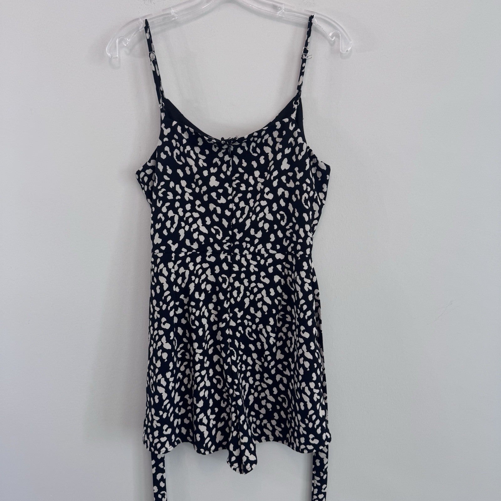She + Sky Leopard Print Romper Women Size M Black Tie Waist Cami