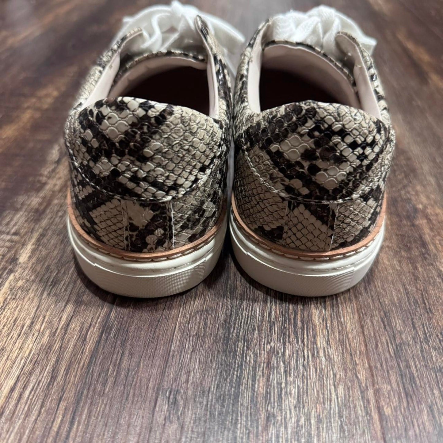 Zara animal print casual sneakers size 7.5 Snake skin