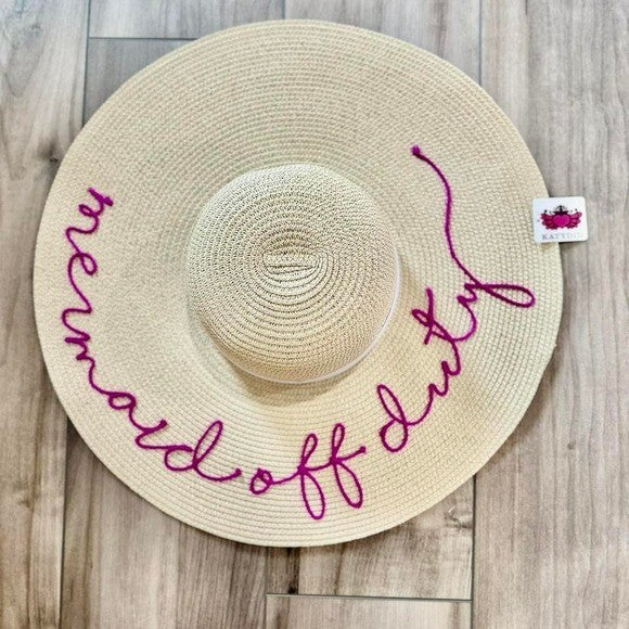 Mermaid off duty summer hat Pink and white straw hat with a boho touch