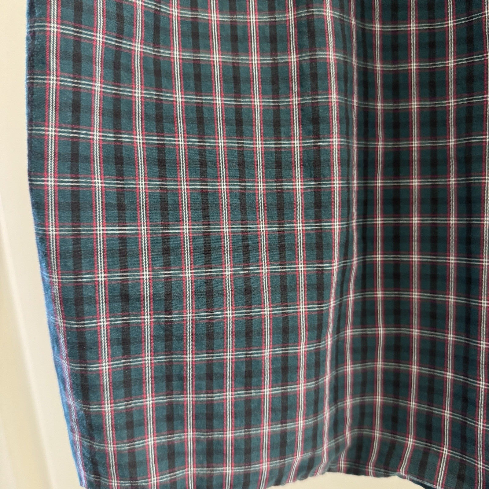 ROWM Men’s Button-Down Shirt Size M Plaid Green Pink Blue Long Sleeve Casual