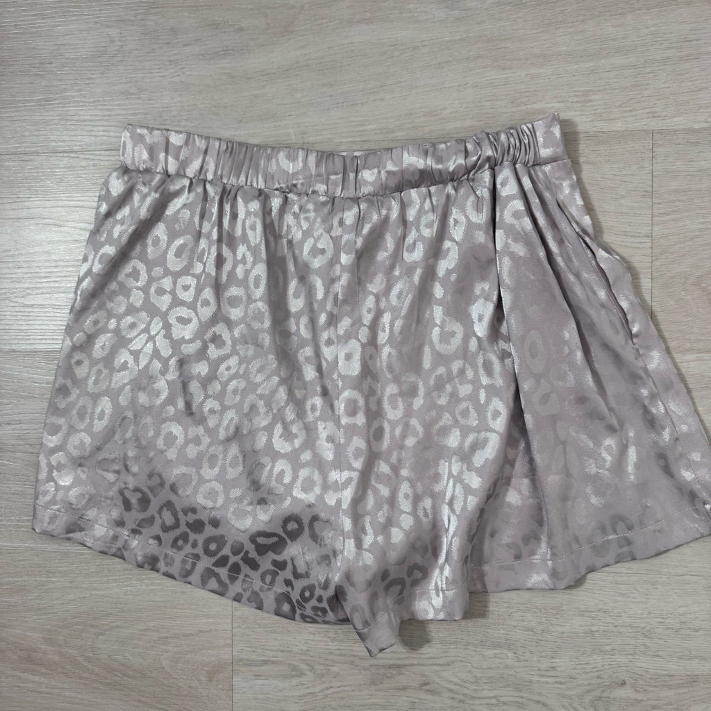 NWT Entro Leopard Print Shorts Womens Large Blush Pink Pull On Pockets