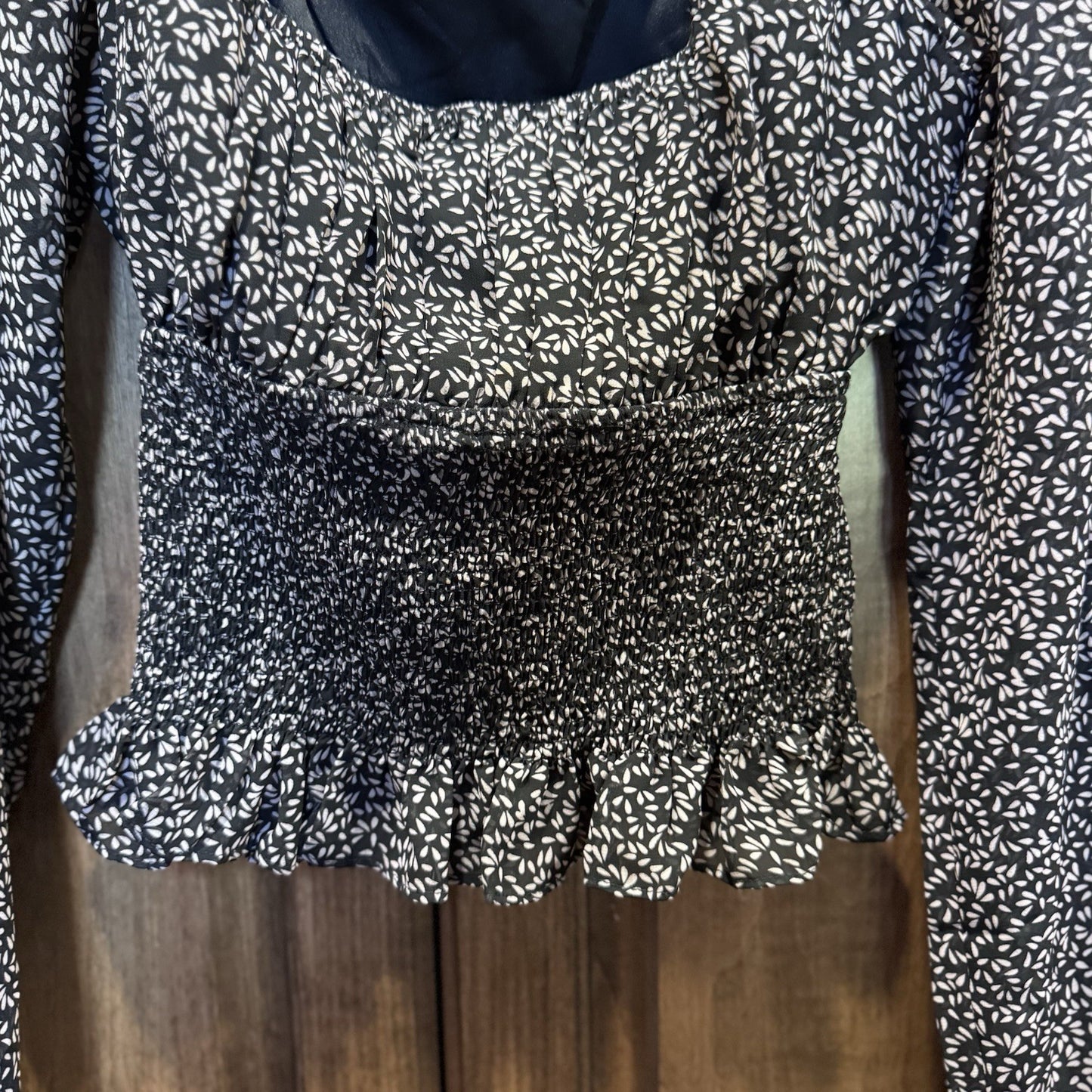 Princess Polly Smocked Peplum Top US 2 Black White Floral Print Long Sleeve