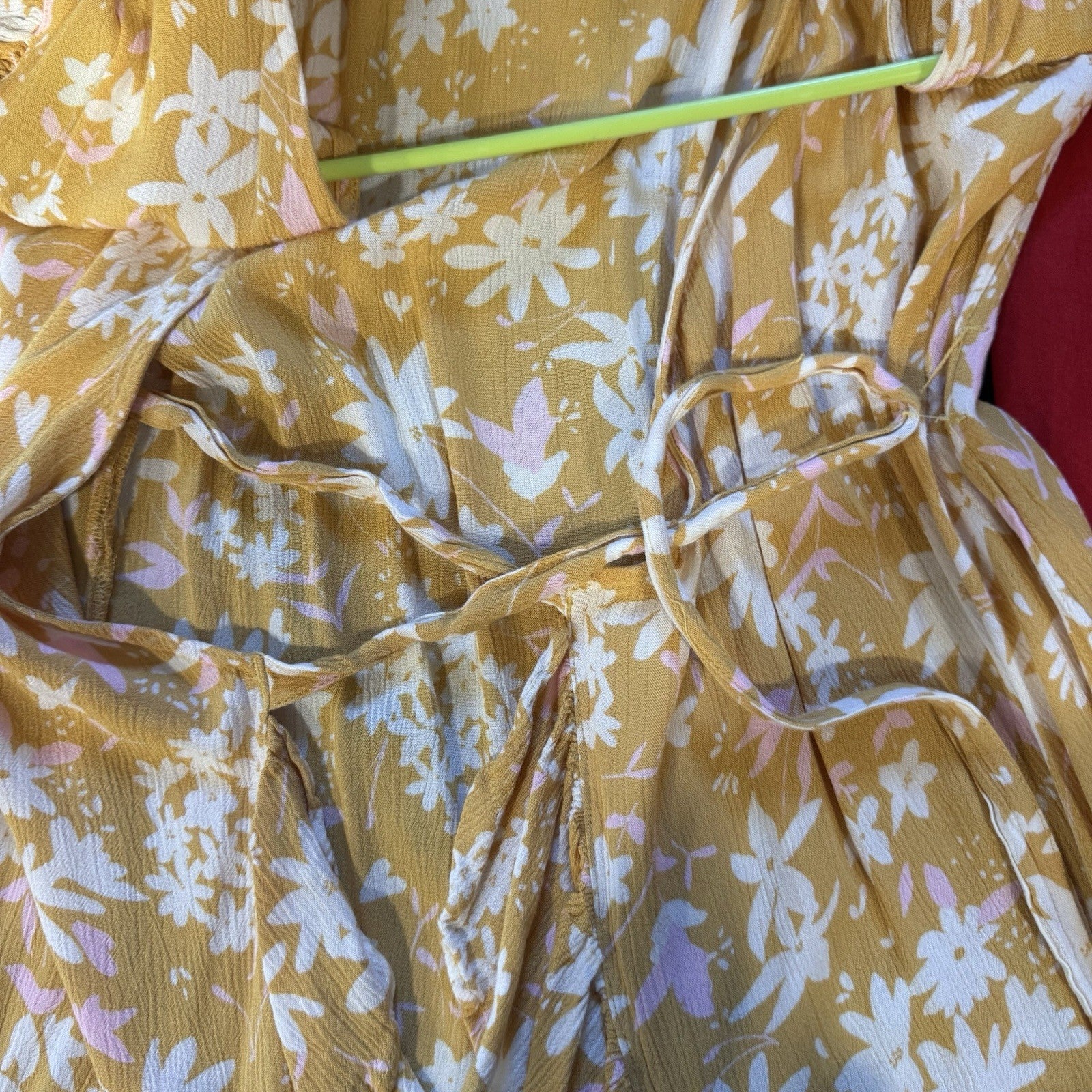 BILLABONG Wrap & Roll Mini Dress Sz S Yellow Floral VNeck Flutter Sleeve Ruffle