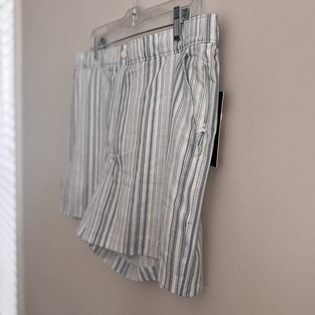 VRST Men's XL 5" Resort Short Muted Denim Calm Stripe NWT Slim Fit Lined Hybrid
