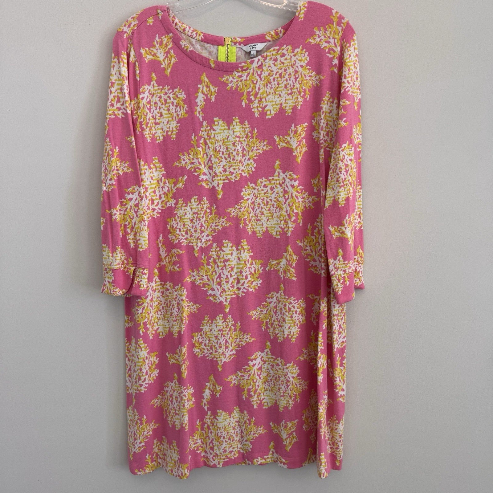 Crown & Ivy Pink Coral Print Shift Dress L 3/4 Sleeve Preppy Coastal Women’s