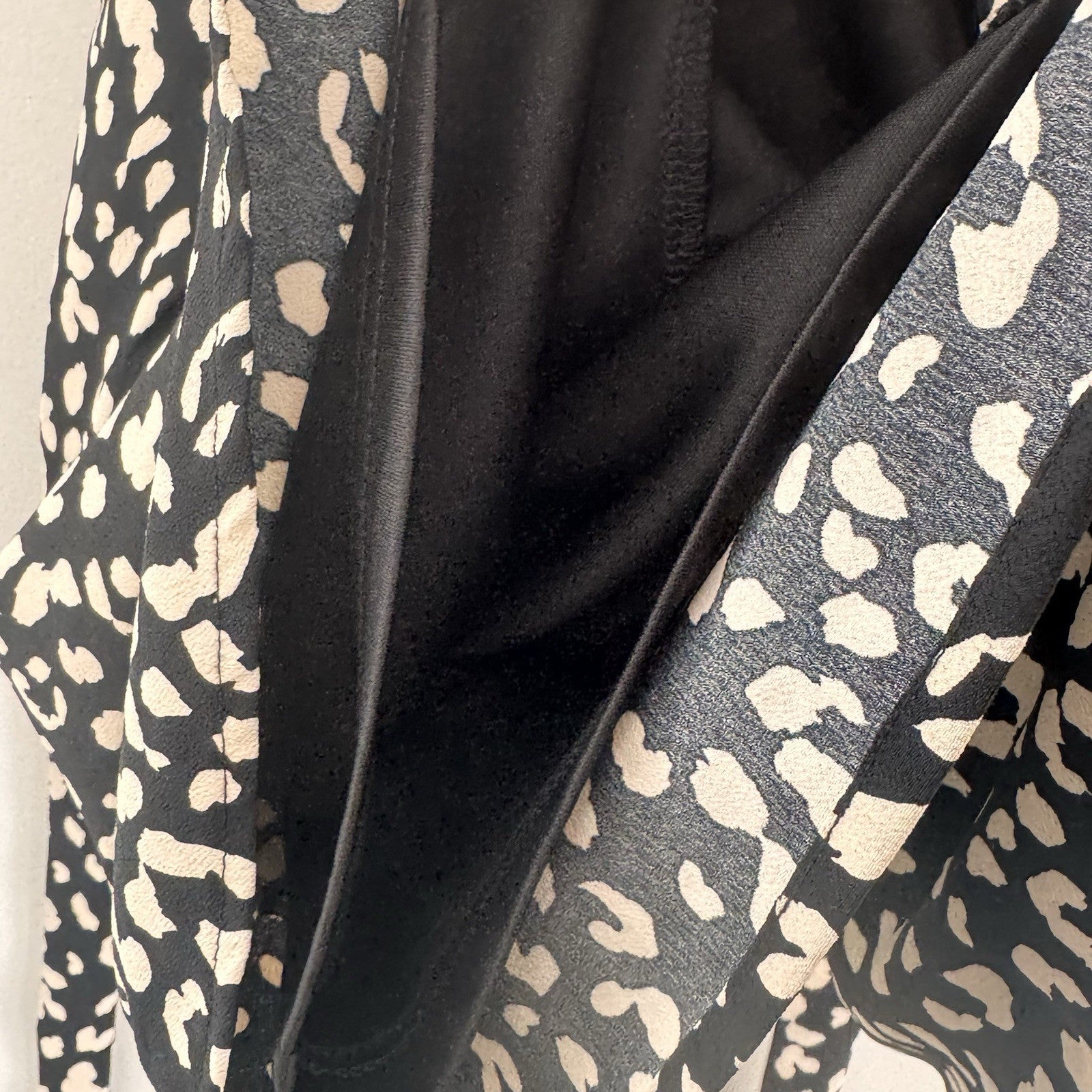 She + Sky Leopard Animal Print Romper Women's Size M Black Tan Spaghetti Strap