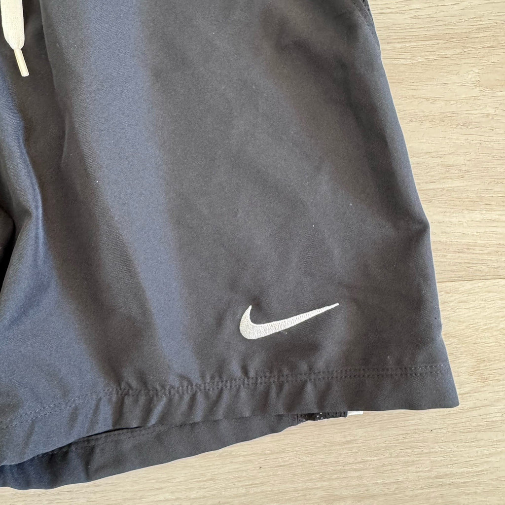 Nike Dri-Fit Athletic Shorts Men’s Small Black White Drawstring