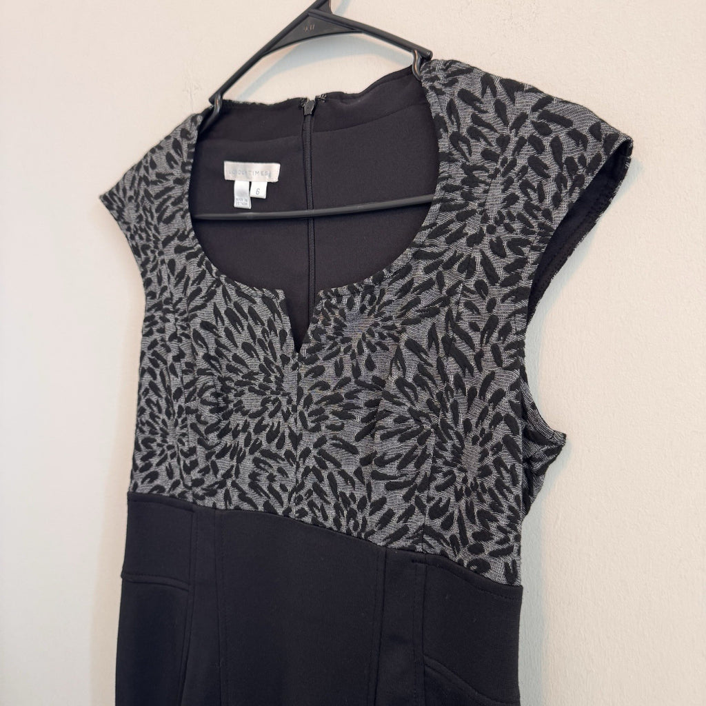 London Times Women's 6 Black Gray Mixed Print Cap Sleeve Sheath Dress Lined