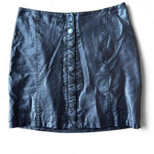 Free People Faux Leather Mini Skirt | Snap Front | Size 0