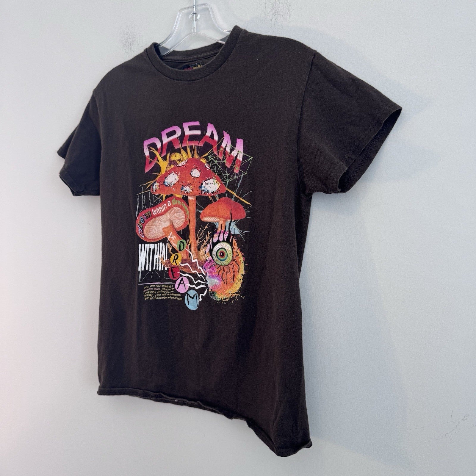 Teen Hearts Dream Within A Dream Graphic T Shirt Black Women’s Small Cotton