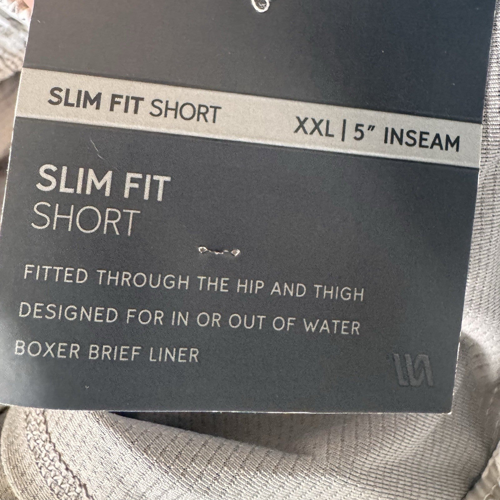 VRST Men's 5" Resort Short XXL White Silver Stamped Geo Slim Fit Liner NWT