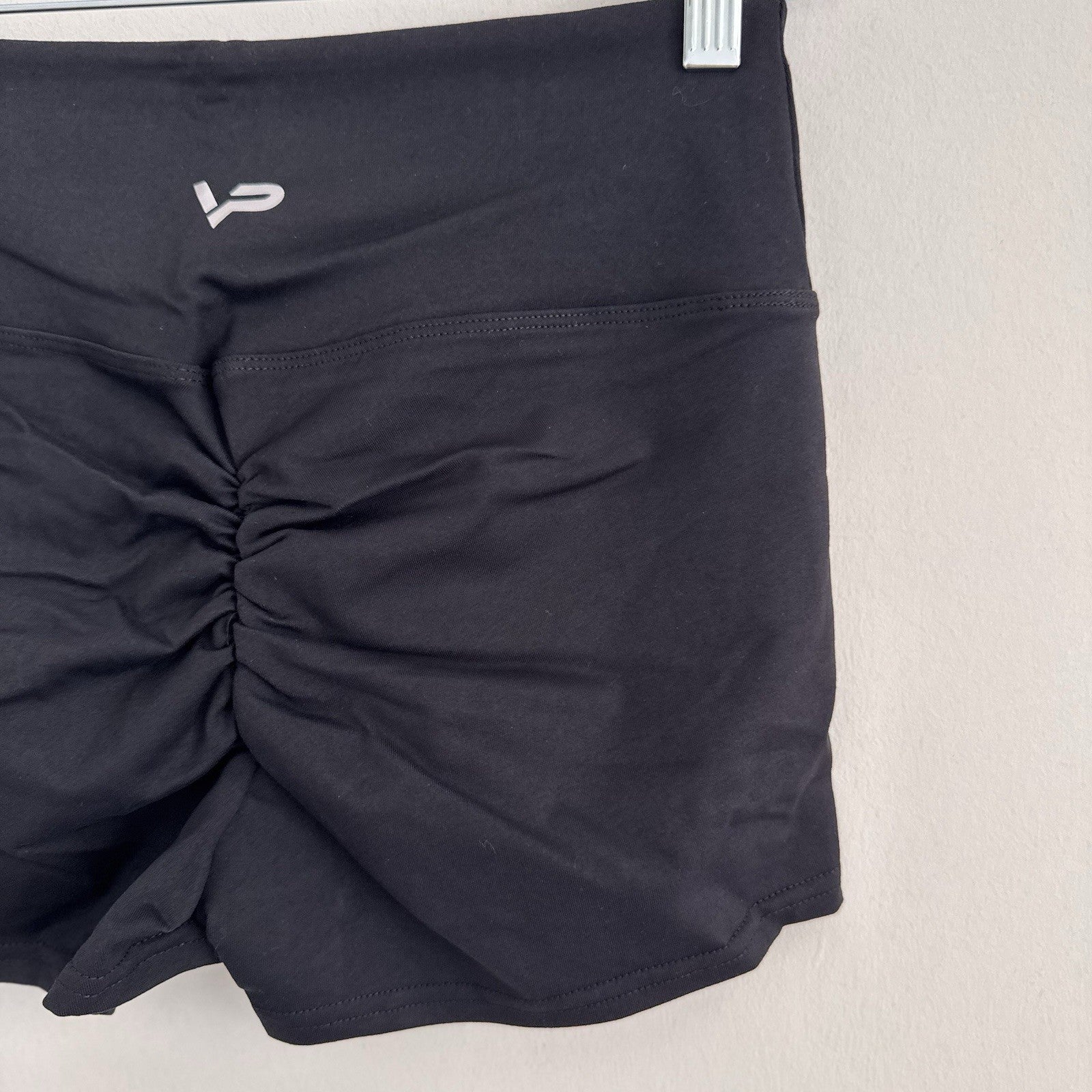 High Waist Scrunch Butt Shorts Women’s Yoga Gym Fitness Athletic Black Size M