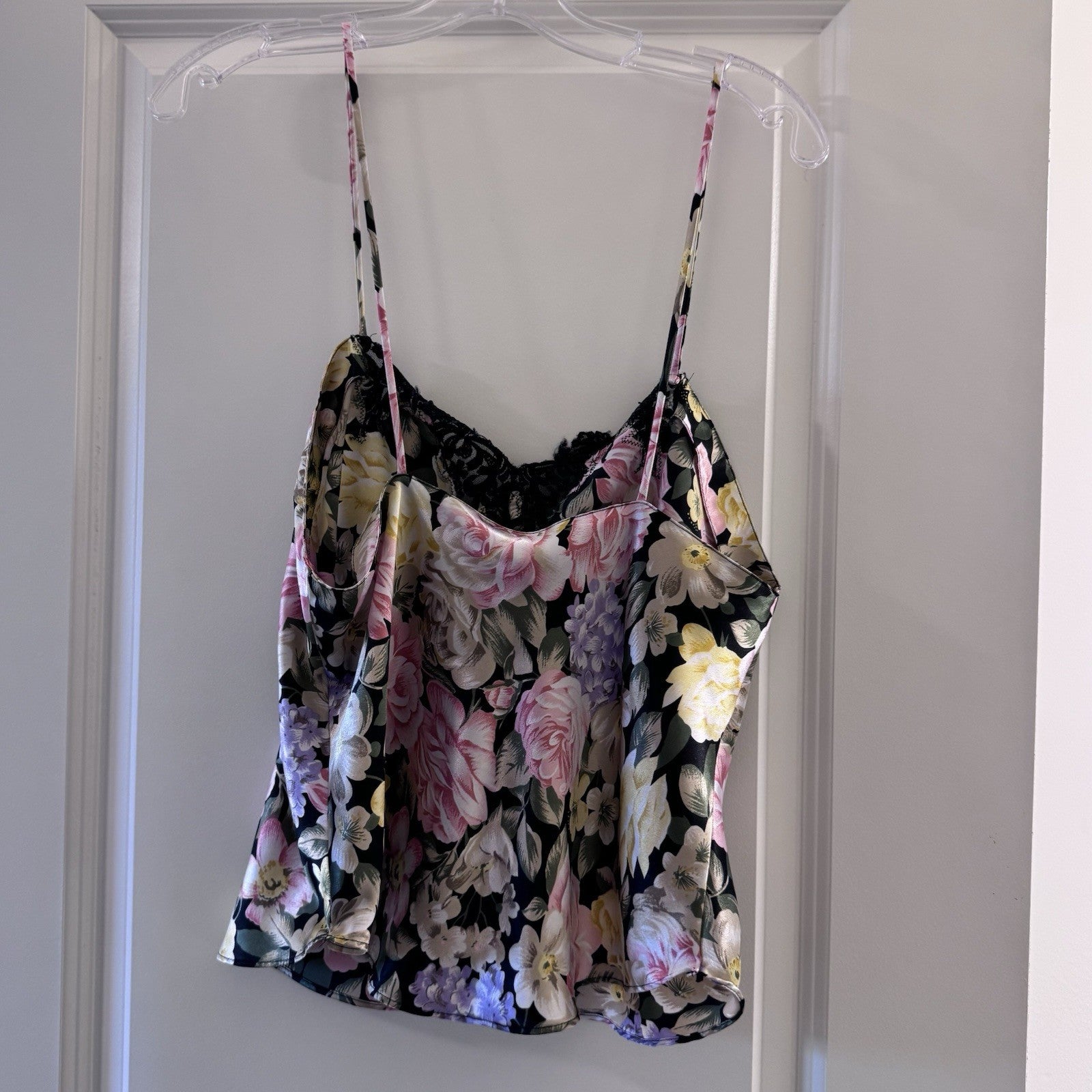 VTG Gold label Victoria’s Secret Floral Lace Camisole Large Made in Korea Y2K