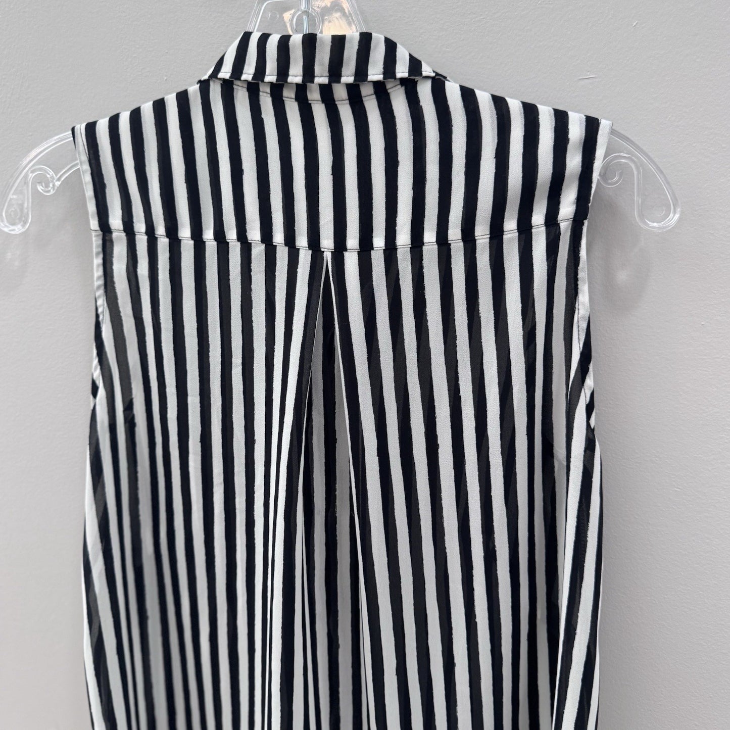 H&M Black White Vertical Stripe Sleeveless Button Down Blouse Top Sz 2