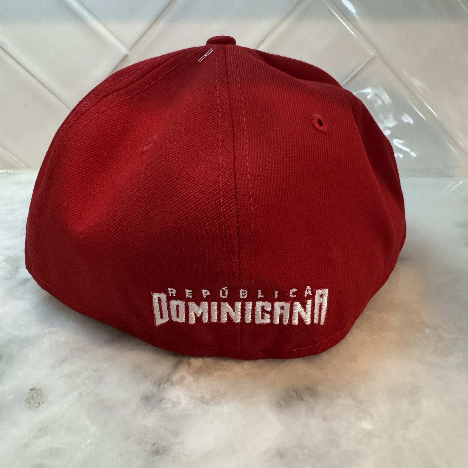 Republica Dominicana New Era 59Fifty Fitted Hat Size 7 1/4 Authentic NWT Red DR