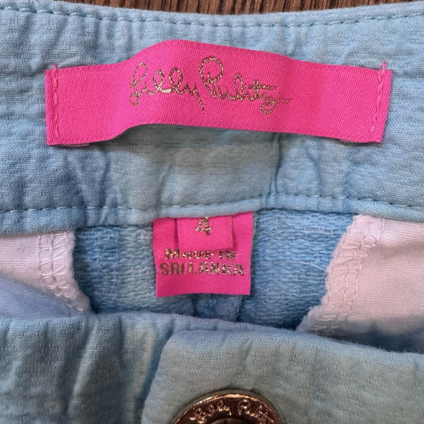 Lilly Pulitzer Seersucker Scallop Hem Shorts Blue Size 4 | Cotton Spandex 