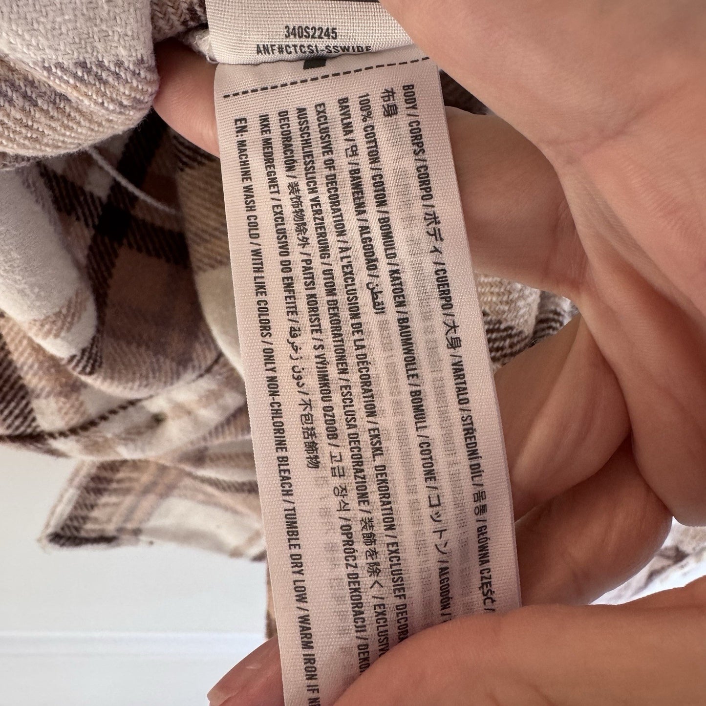 Hollister Plaid Flannel Button Up Shirt Womens Medium Brown Cream