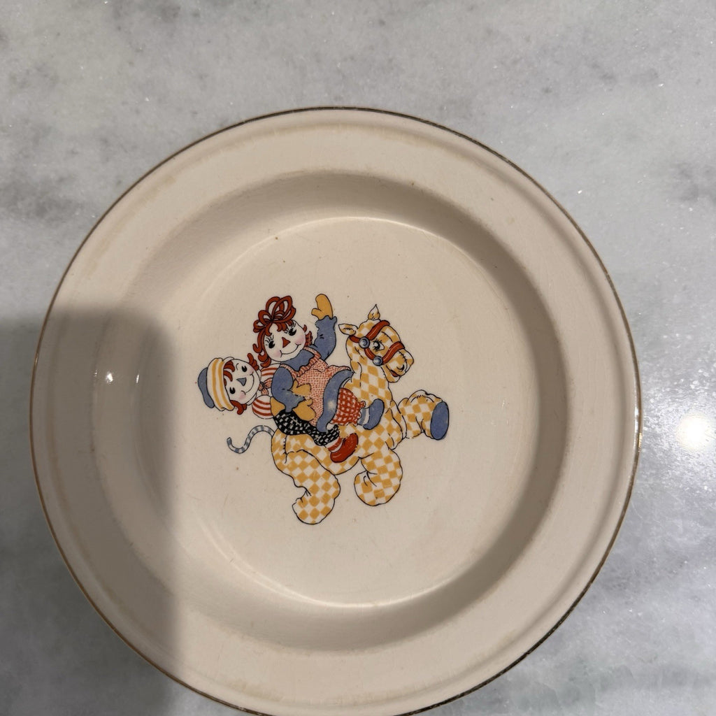 Vintage Raggedy Ann & Andy Crooksville Pottery Plate Camel with Wrinkled Knees
