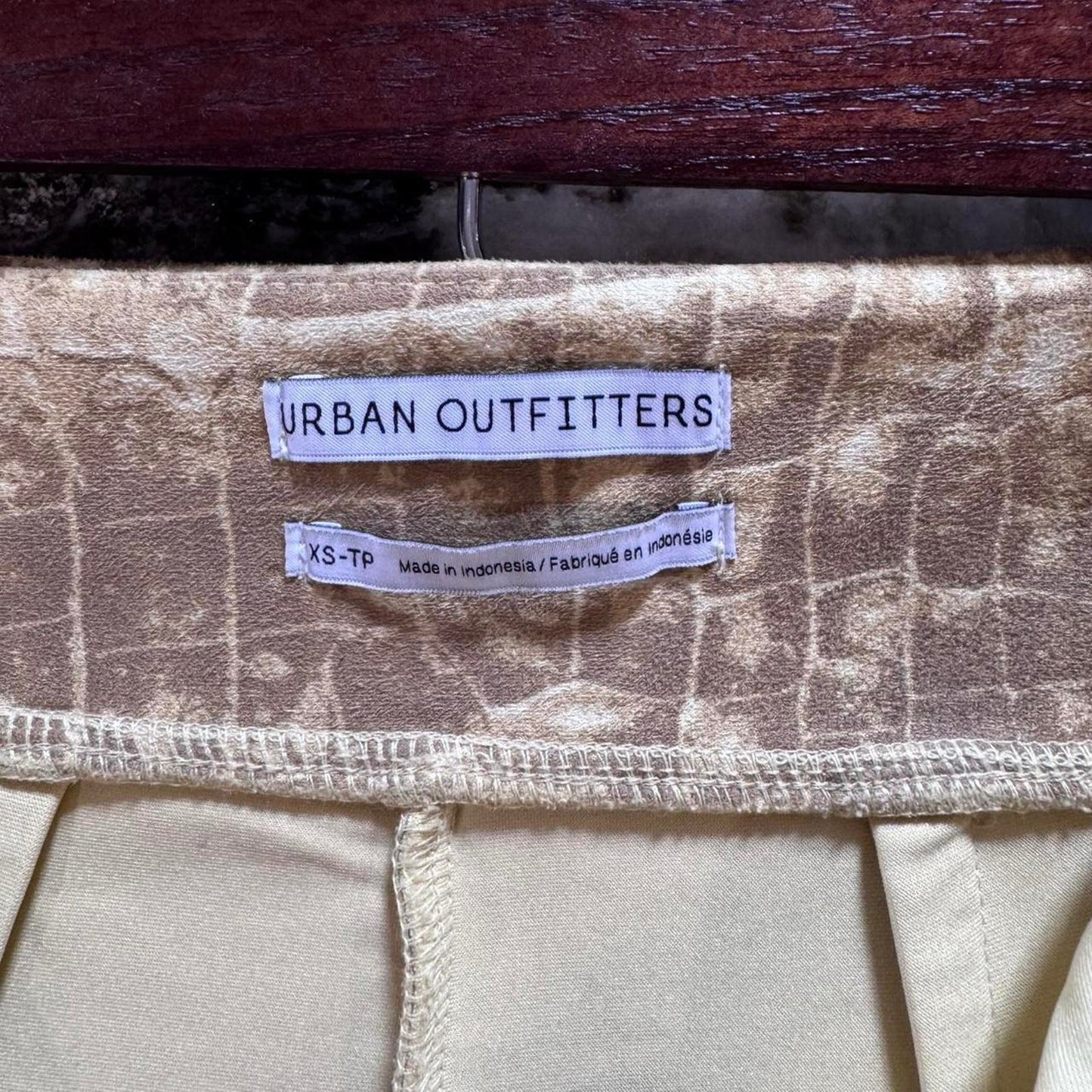 Urban Outfitters Urban Snakeskin Shorts size XSmall