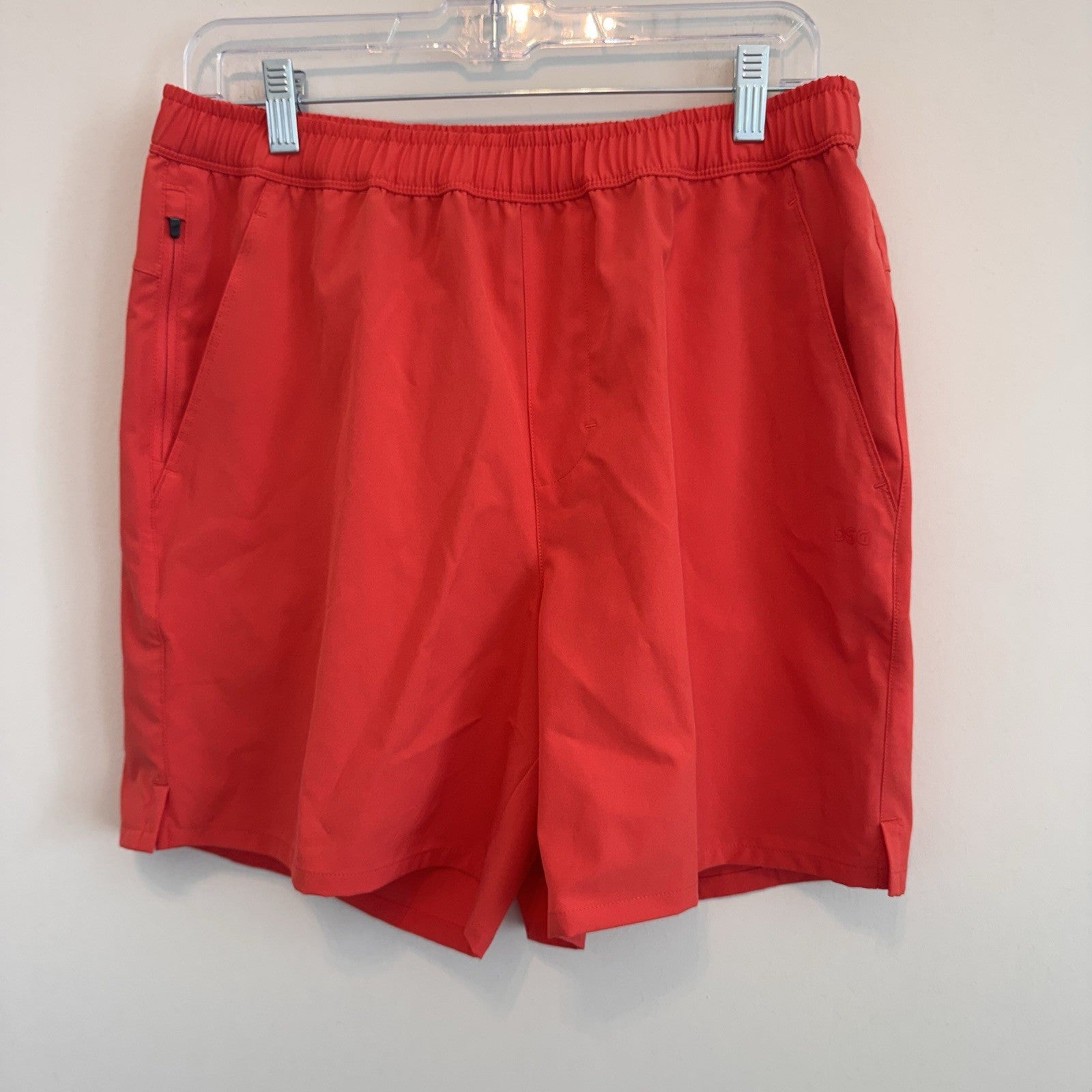 DSG Men’s 6" Agility Woven Shorts Red Sun Size Medium NWT Athletic Training