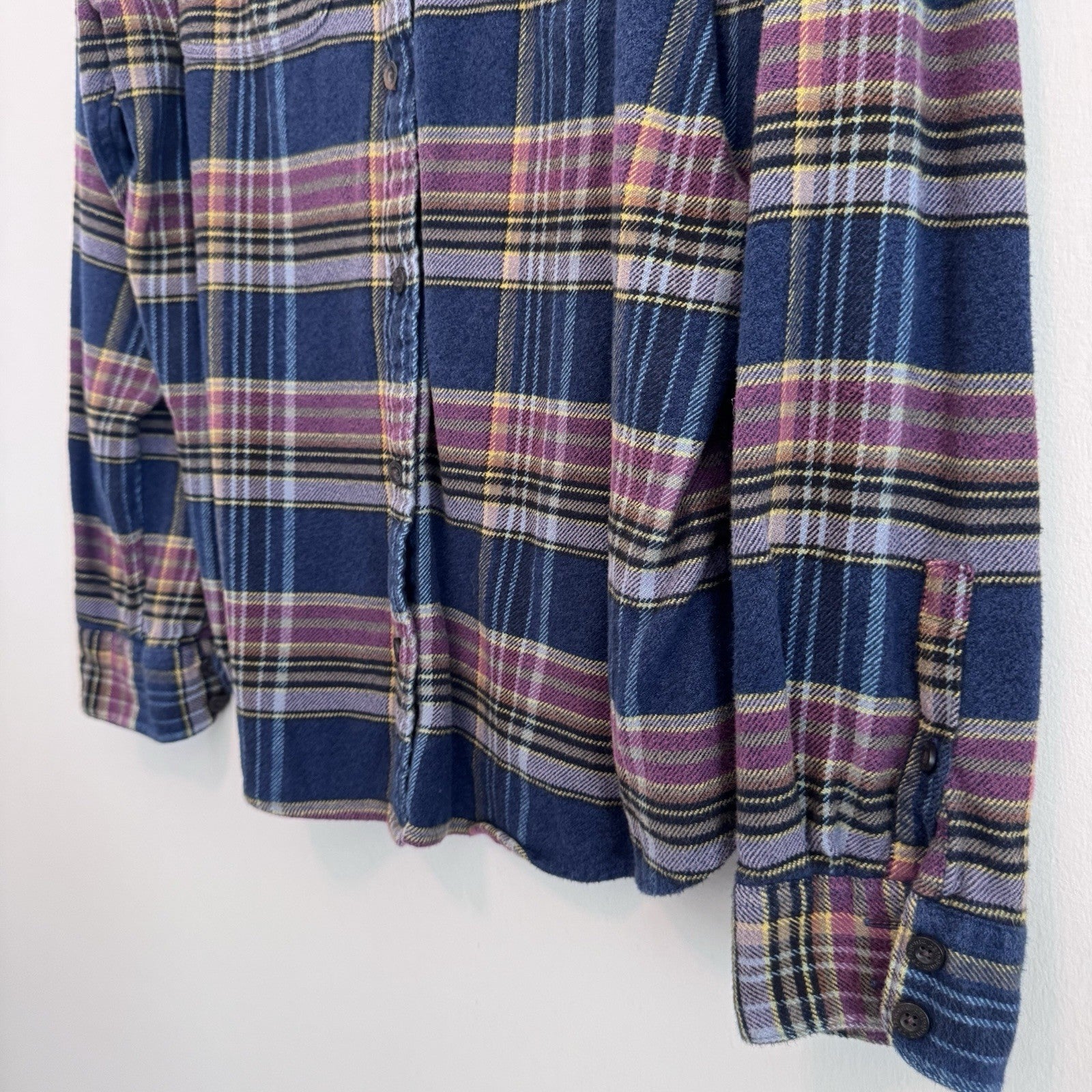 Patagonia Organic Cotton XL Plaid Flannel Shirt Blue Purple Button Up