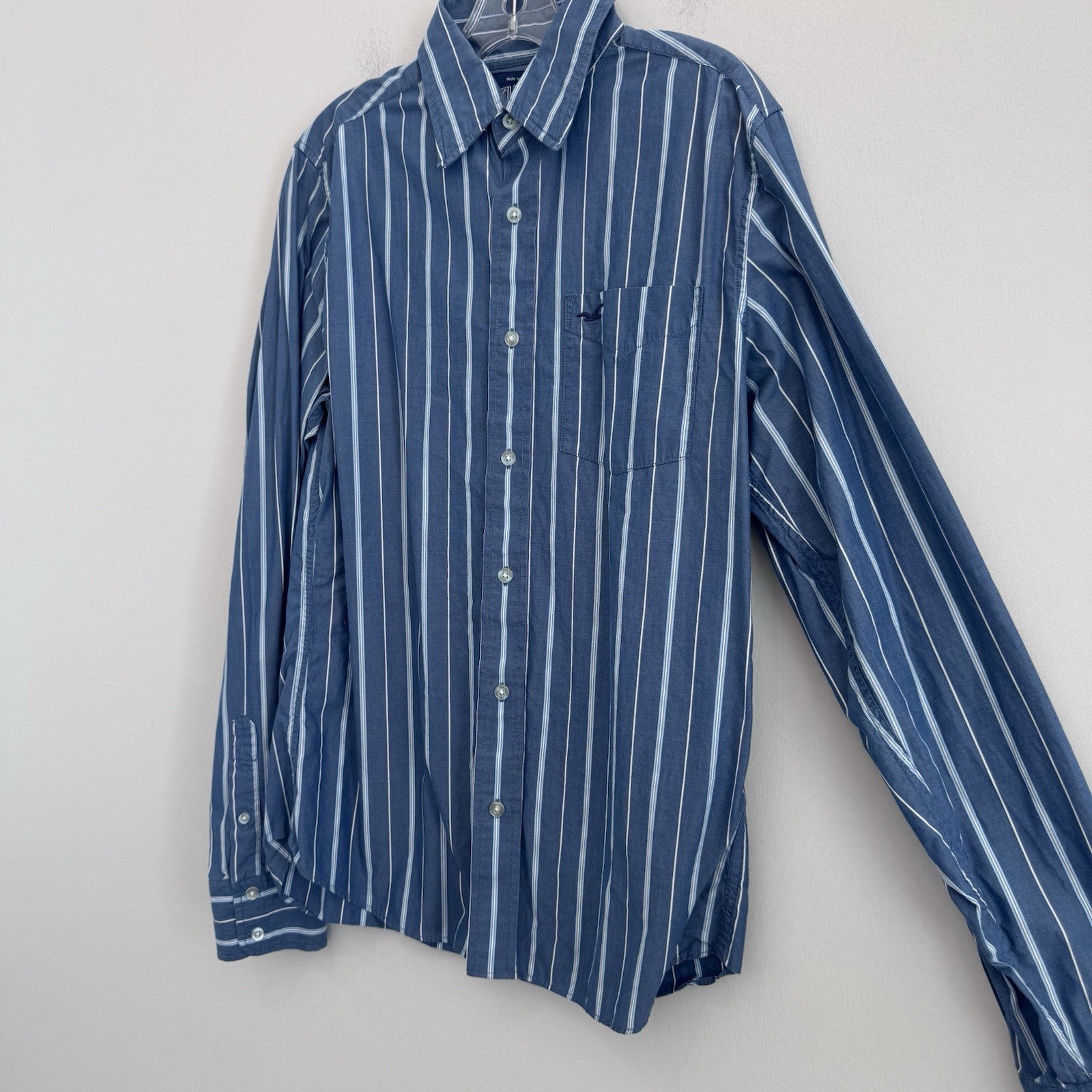 Hollister Men’s Medium Blue Striped Button Up Shirt Cotton Logo Casual