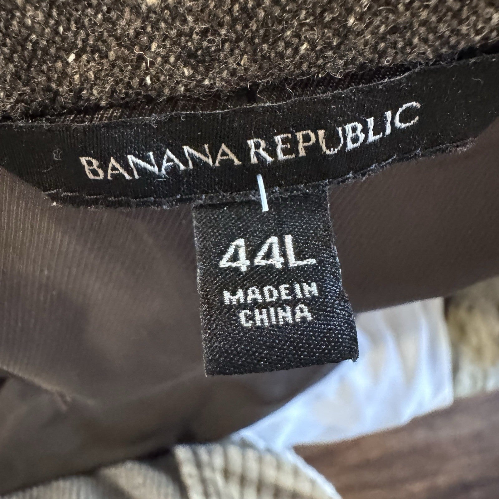 NWT Banana Republic Wool Blazer Jacket 44L Gray Herringbone Tweed Sport Coat